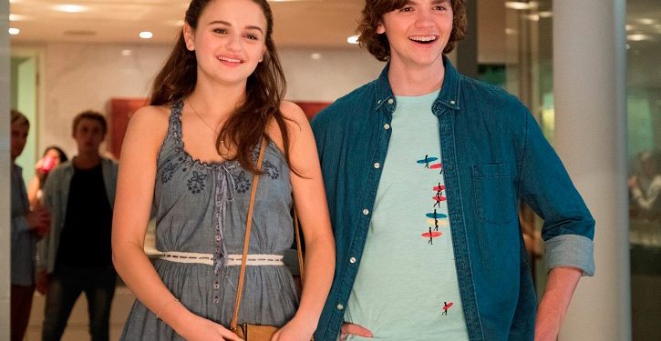 Assista ao trailer de A Barraca do Beijo, comédia romântica que chega à Netflix