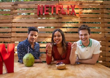 Alisha Boe, Christian Navarro e Brandon Flynn estão em São Paulo para promover a 2ª temporada de 13 Reasons Why