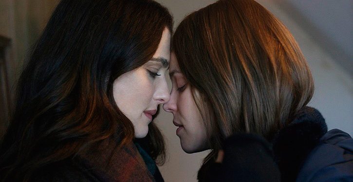 Assista ao trailer de Desobediência, estrelado por Rachel Weisz e Rachel McAdams