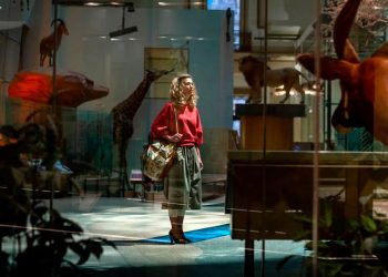 Revelada primeira foto de Kristen Wiig em Mulher-Maravilha 1984