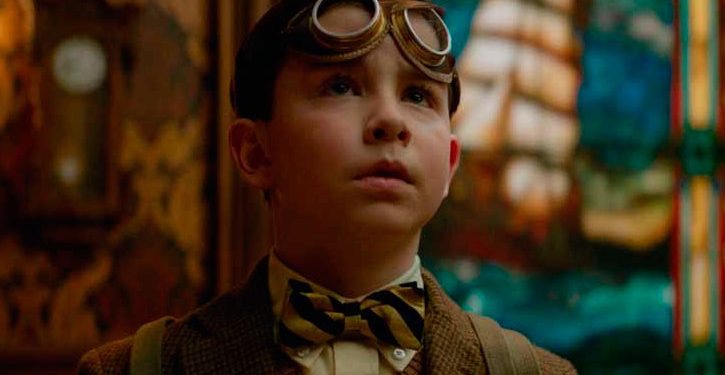 O Mistério Do Relógio Na Parede ganha novo trailer e pôster