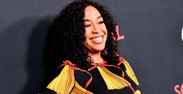 Shonda Rhimes define tema do seu primeiro projeto com a Netflix