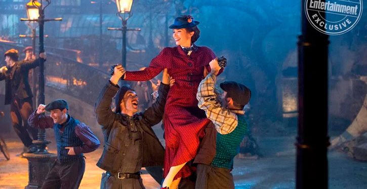 O Retorno de Mary Poppins ganha nova imagem com Emily Blunt dançando