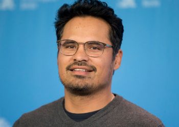 Michael Peña entra para o elenco de Dora, a Aventureira