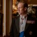 The Crown: veja primeira imagem de Tobias Menzies como príncipe Philip