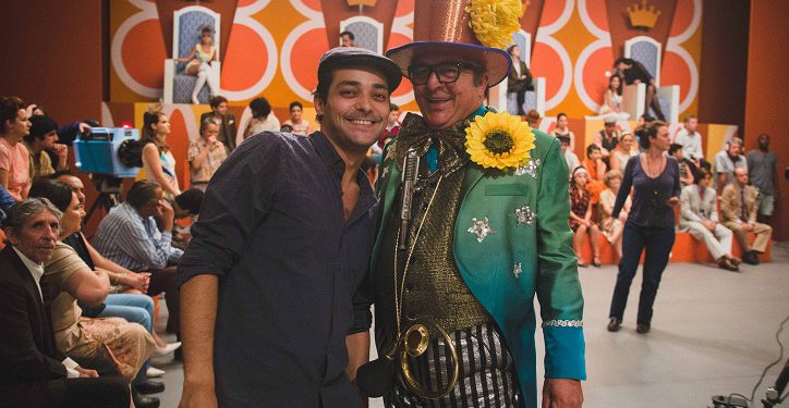 Eduardo Sterblitch e Stepan Nercessian estrelam Chacrinha: O Velho Guerreiro