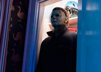 Halloween: Laurie Strode enfrenta Michael Myers em novo trailer assustador