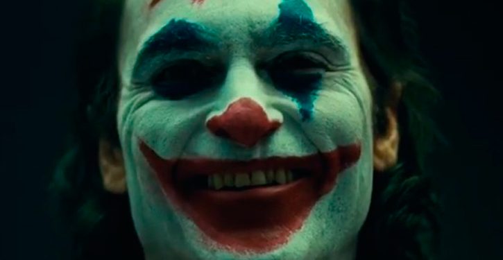 Joker: diretor revela maquiagem de Joaquin Phoenix como Coringa