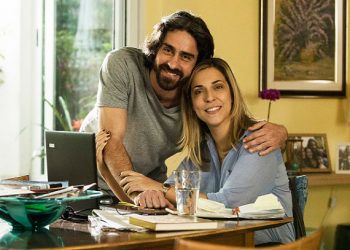 Terminam as filmagens de Mal Me Quer, série com Felipe Abib e Julia Rabello