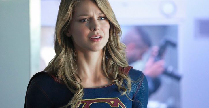 Ondas de ódio marcam a estreia da 4ª temporada de Supergirl