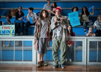 Kéfera volta ao passado tenebroso na escola no trailer de Eu Sou Mais Eu