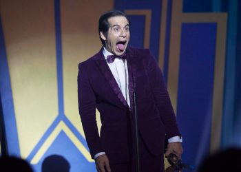 Leandro Hassum e Rafael Portugal são rivais no trailer de Chorar de Rir