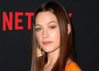 You: atriz de A Maldição da Residência Hill entra para o elenco da 2ª temporada