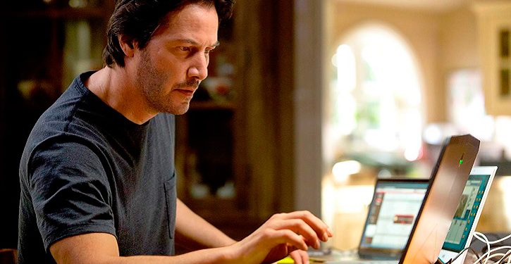 Keanu Reeves é cientista inescrupuloso no trailer de Cópias – De Volta à Vida