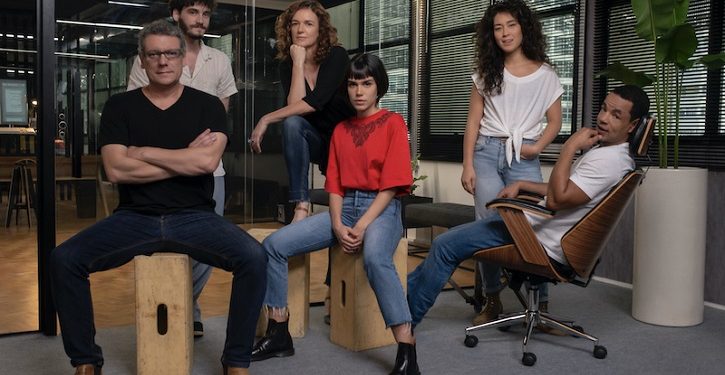 Netflix anuncia elenco de Onisciente, nova série original brasileira