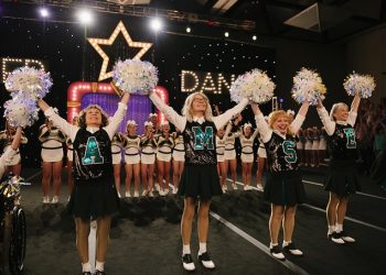 Estrelado por Diane Keaton, As Rainhas da Torcida ganha trailer