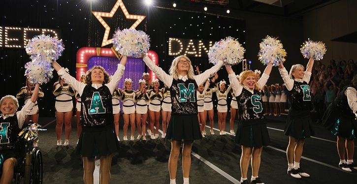 Estrelado por Diane Keaton, As Rainhas da Torcida ganha trailer