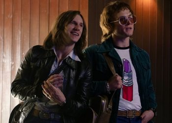 Novo vídeo de Rocketman mostra começo da parceria de Elton John e Bernie Taupin