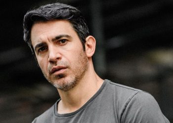 foto do ator chris messina