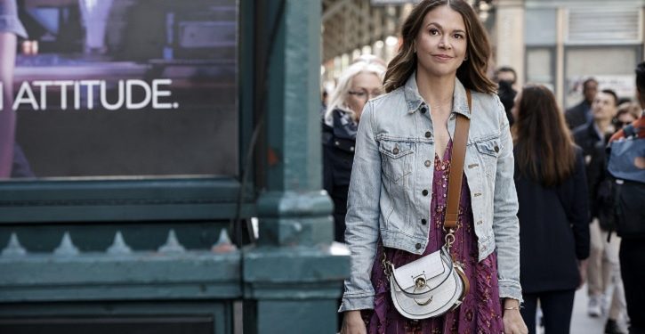 foto da serie younger