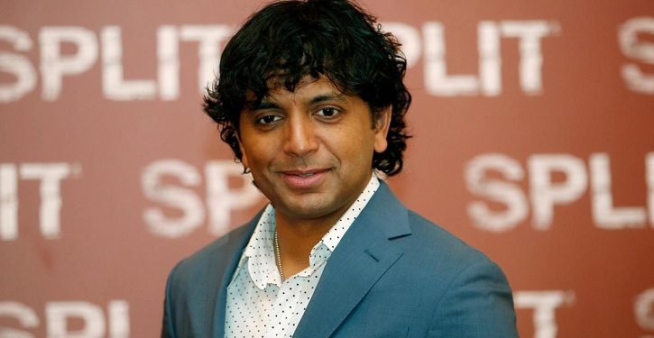 foto do diretor m night shyamalan