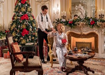 foto do filme o principe do natal o bebe real