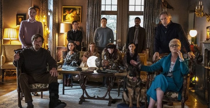 foto do filme entre facas e segredos