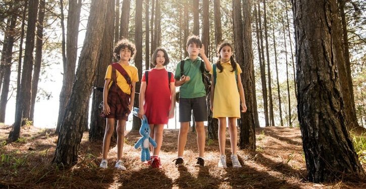 foto do filme turma da monica laços