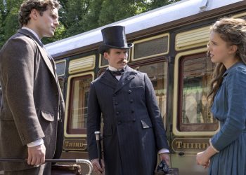 foto do filme enola holmes