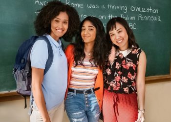 foto da serie eu nunca