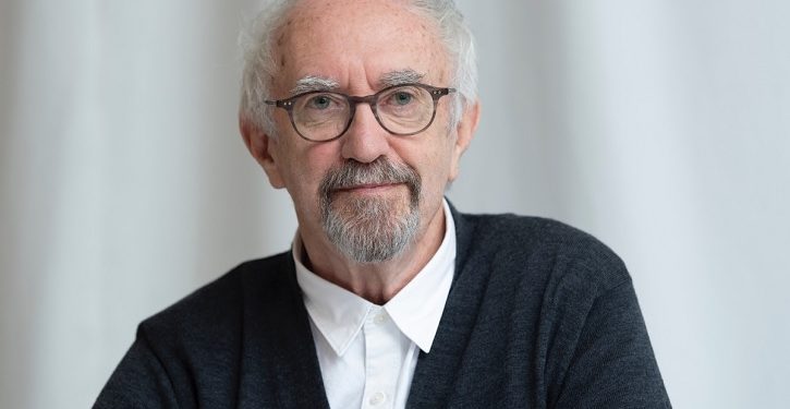 foto do ator de the crown