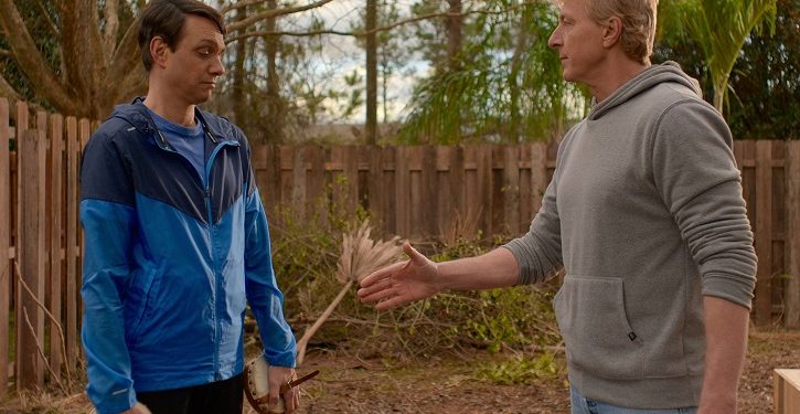 foto da série Cobra Kai