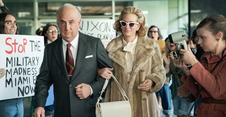 foto da nova série Gaslit