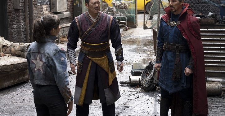 foto do filme Doutor Estranho no Multiverso da Loucura