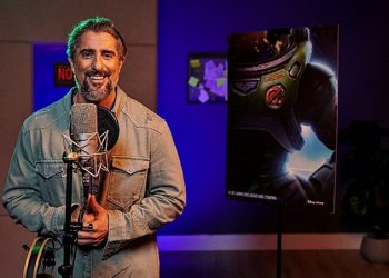 foto de Marcos Mion em Lightyear