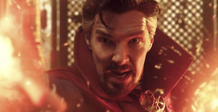 foto do filme Doutor Estranho no Multiverso da Loucura