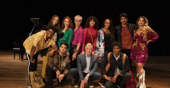 foto da nova série O Coro: Sucesso Aqui Vou Eu