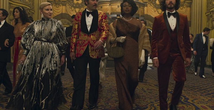 foto da 2ª temporada de Hunters