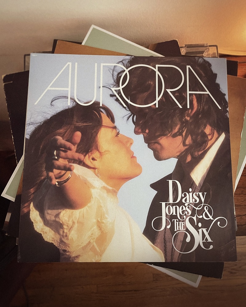 Daisy-Jones-The-Six-album- 