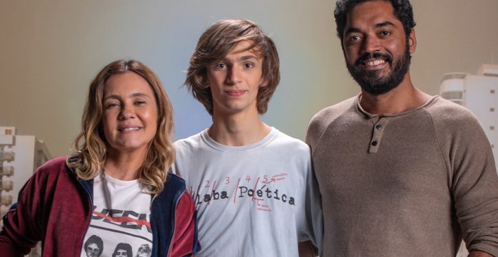 foto da nova série Os Outros do Globoplay