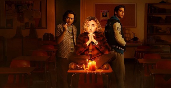 foto da série School Spirits