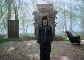 foto da 2ª temporada de Wandinha