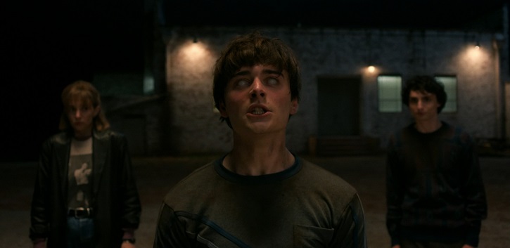 Stranger-9 Stranger Things: tudo o que rolou na parte 2 da 5ª temporada