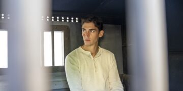 foto da nova série Young Sherlock